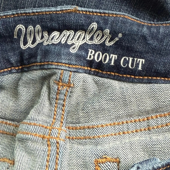 Wrangler Blue Boot Cut Jeans Classic Style Sz 7X32 - Picture 8 of 9